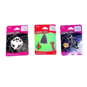 Vtg Lot Plaid Halloween Christmas Glitz Charms Pendants New Old Stock DIY Crafts